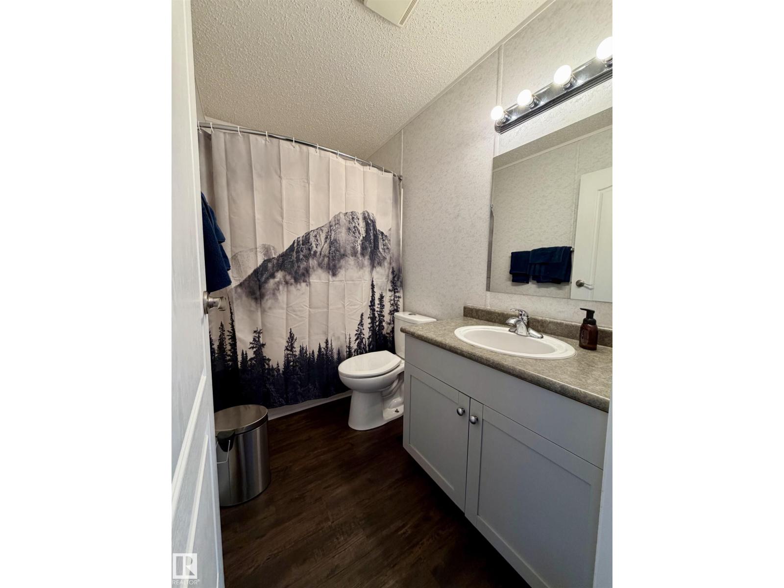 1 JUTLAND CR, Stony Plain