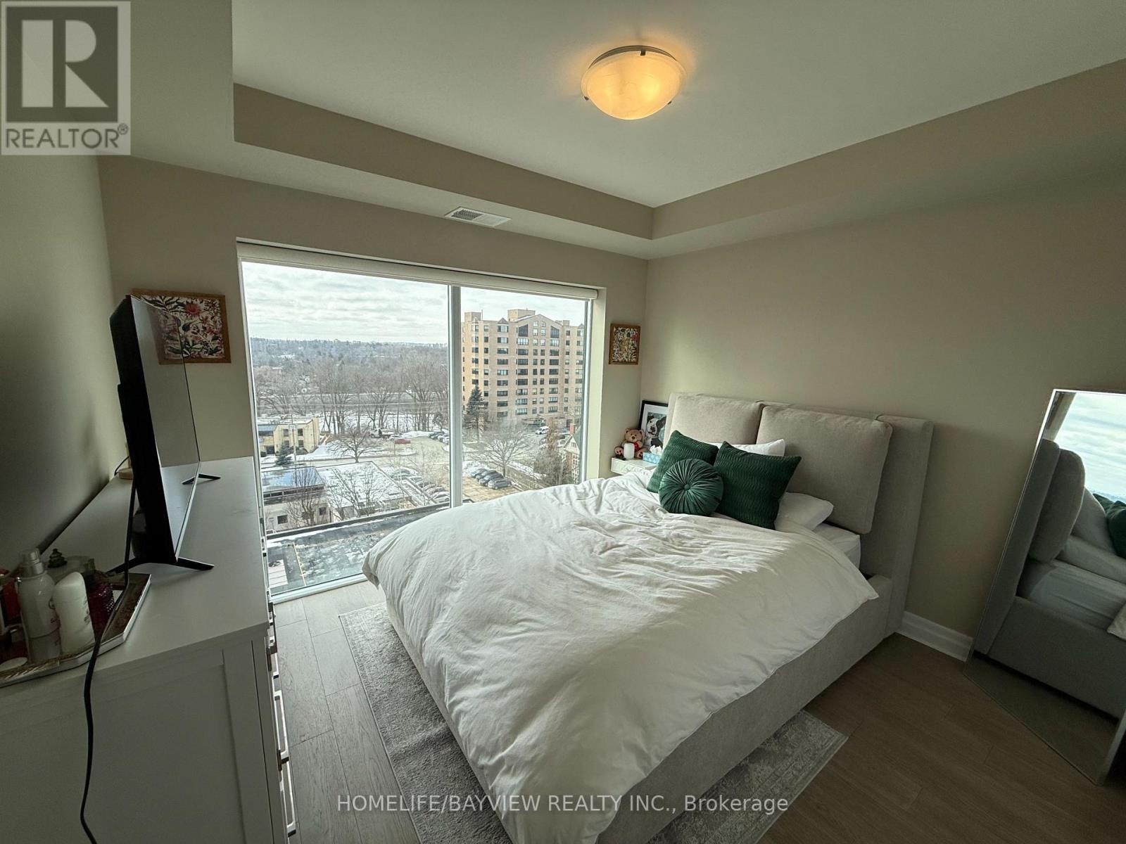 #910 505 TALBOT STREET - 18