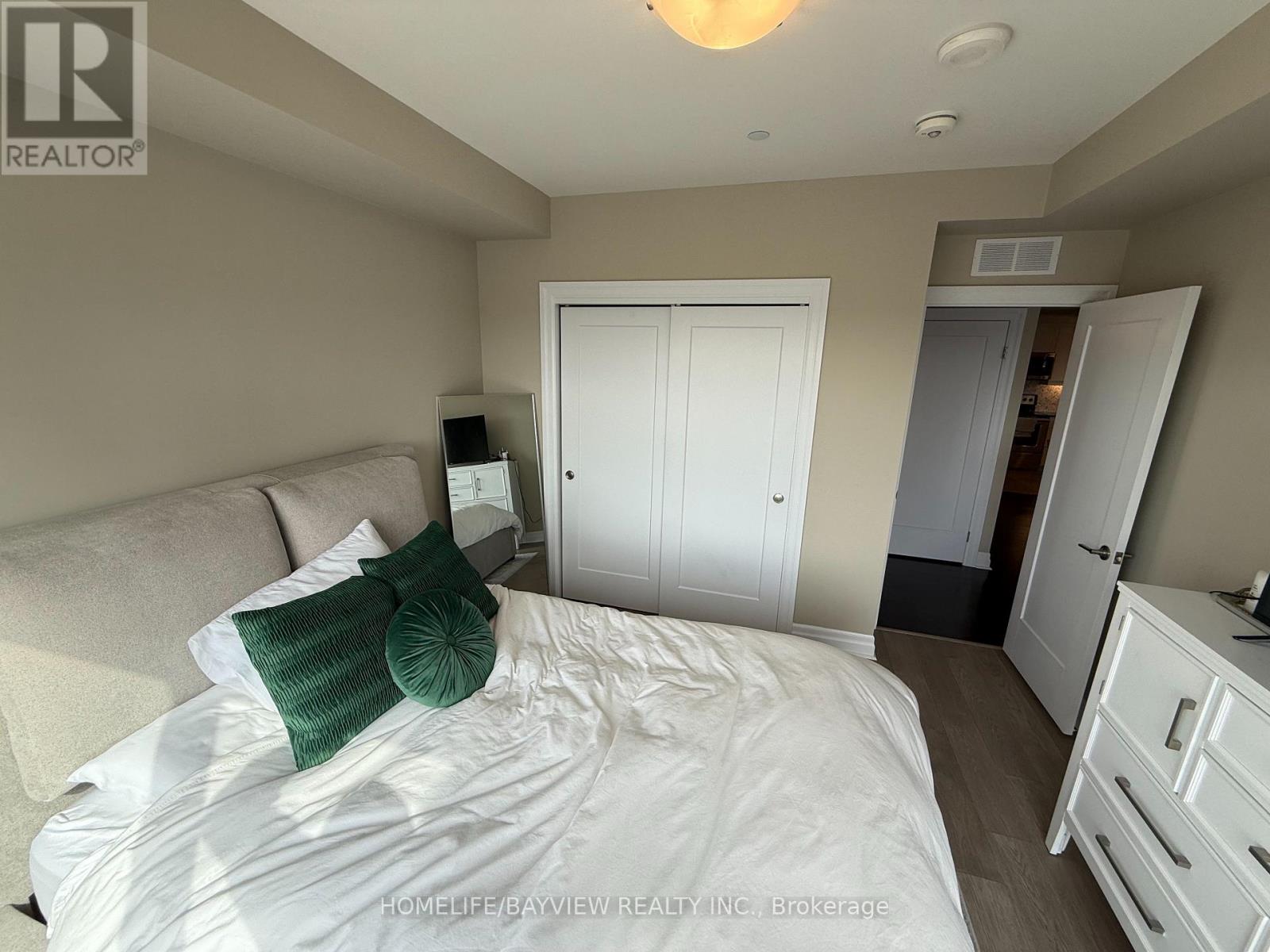 #910 505 TALBOT STREET - 20