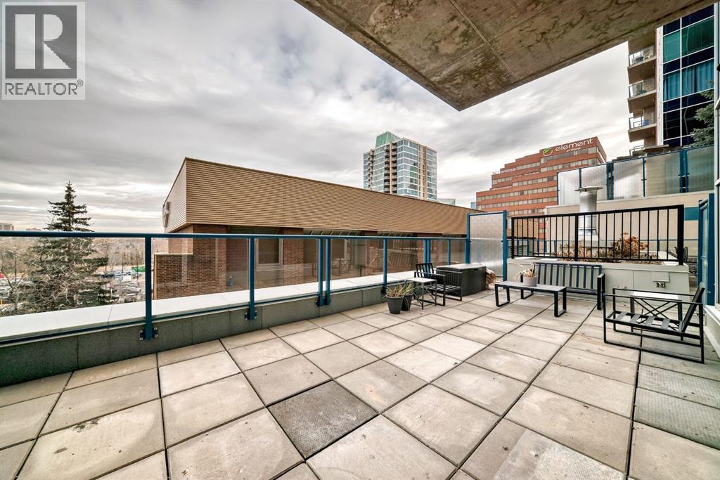 Business for Sale in    Avenue SW Downtown Commercial Core Calgary 