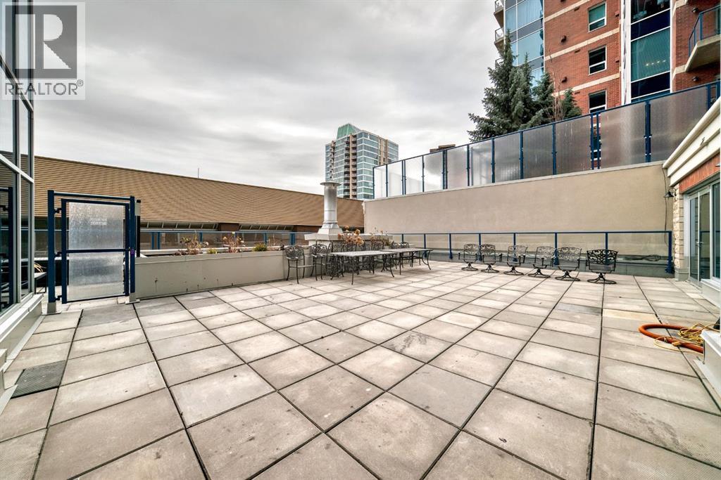 Business for Sale in    Avenue SW Downtown Commercial Core Calgary 