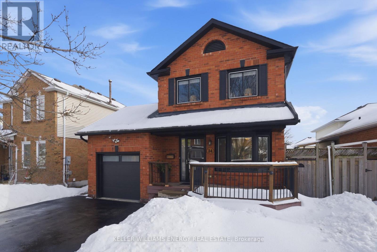 34 STIRLING AVENUE - Photo 2 of 46, Clarington (Courtice), Ontario