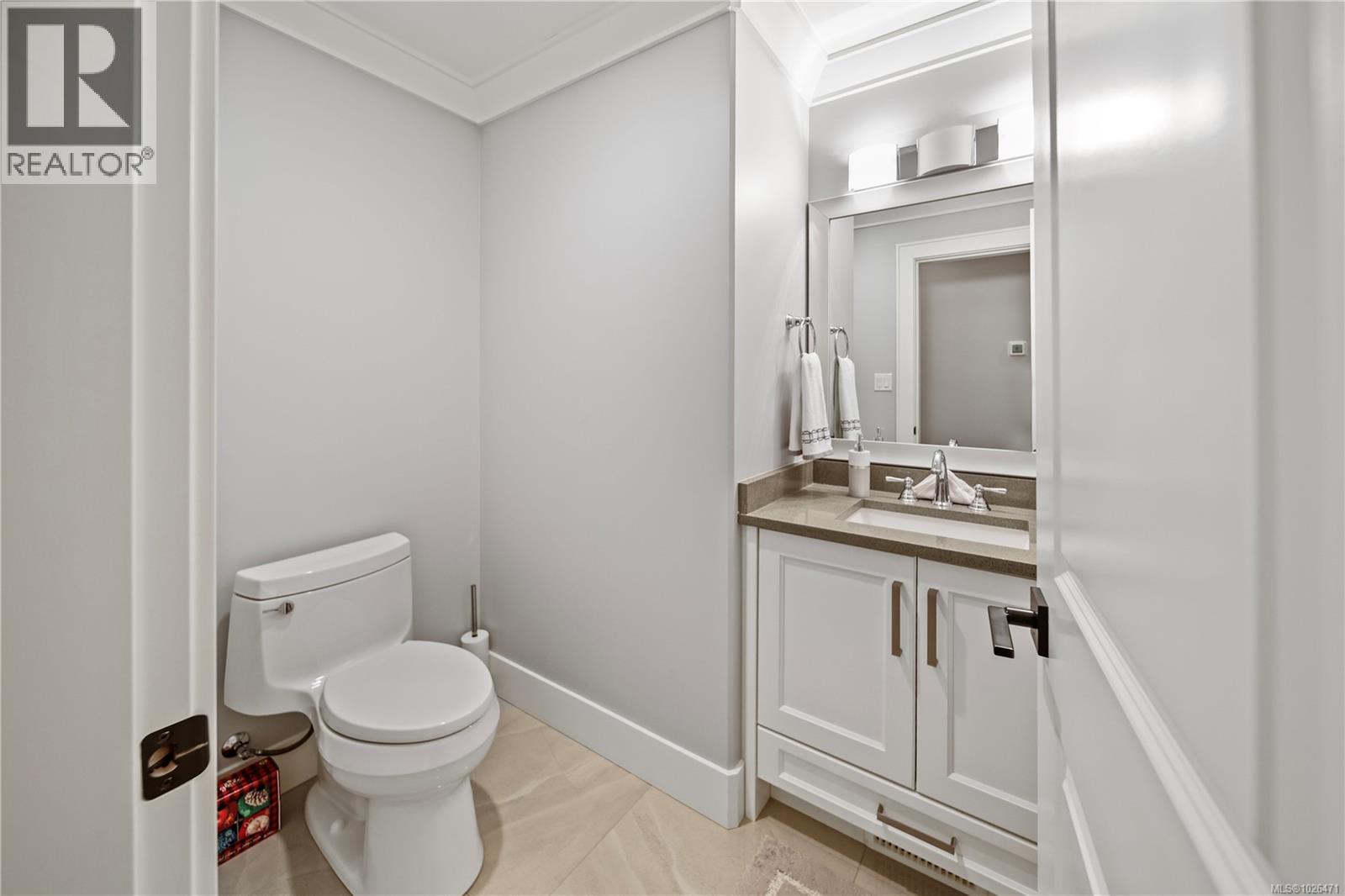 5327 Otter Pl, Port Alberni