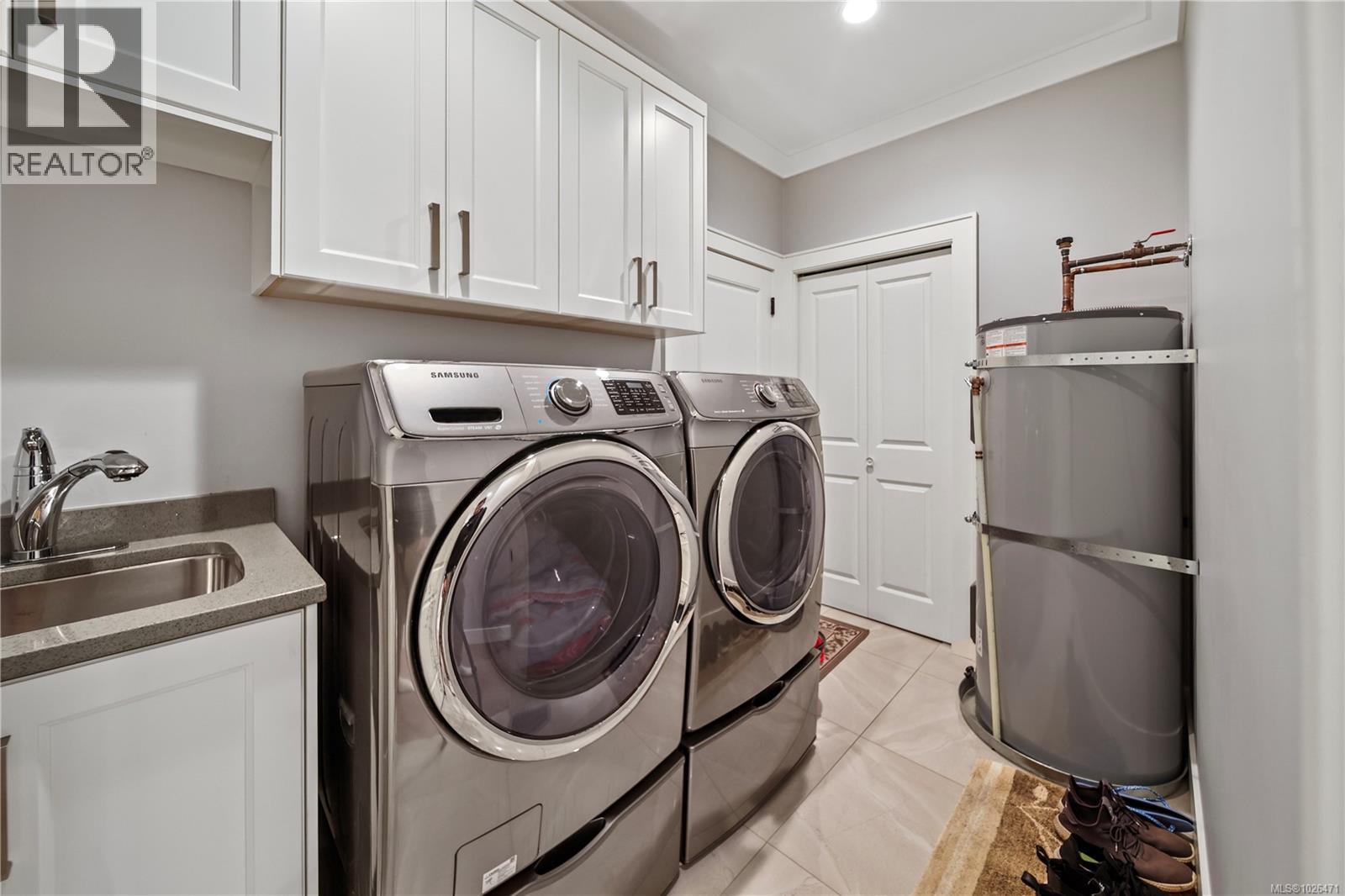 5327 Otter Pl, Port Alberni