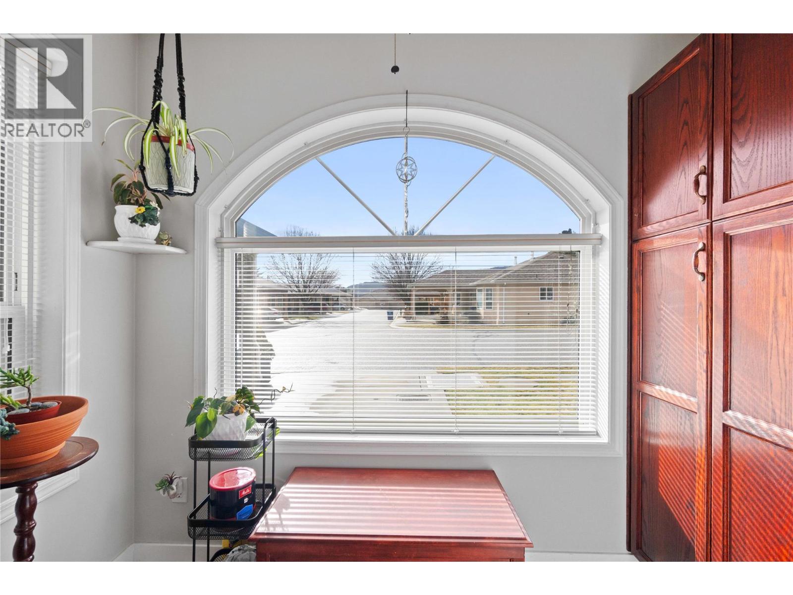 #14 2210 Louie Drive - 10