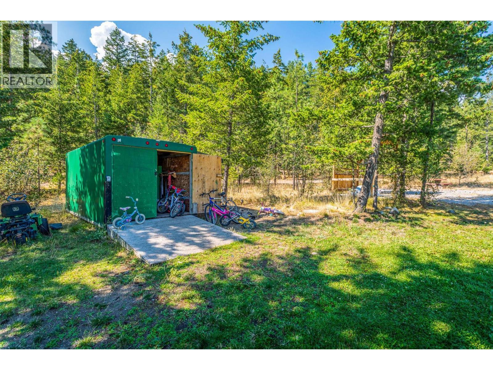  10523 Westshore Road, Vernon