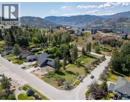  244 Heritage Boulevard, Okanagan Falls