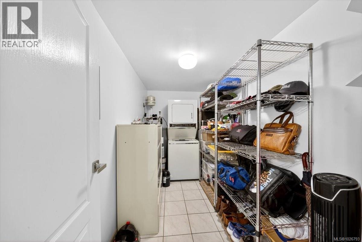 216 50 SONGHEES Road, Victoria