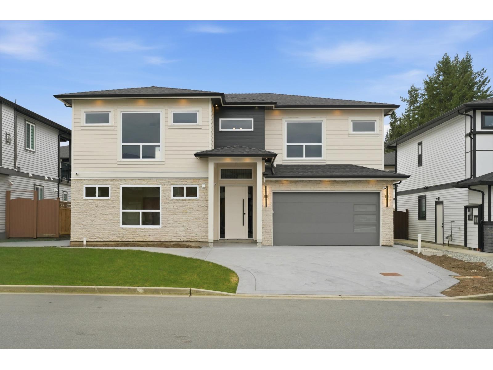 32738 CARTER Avenue - main photo