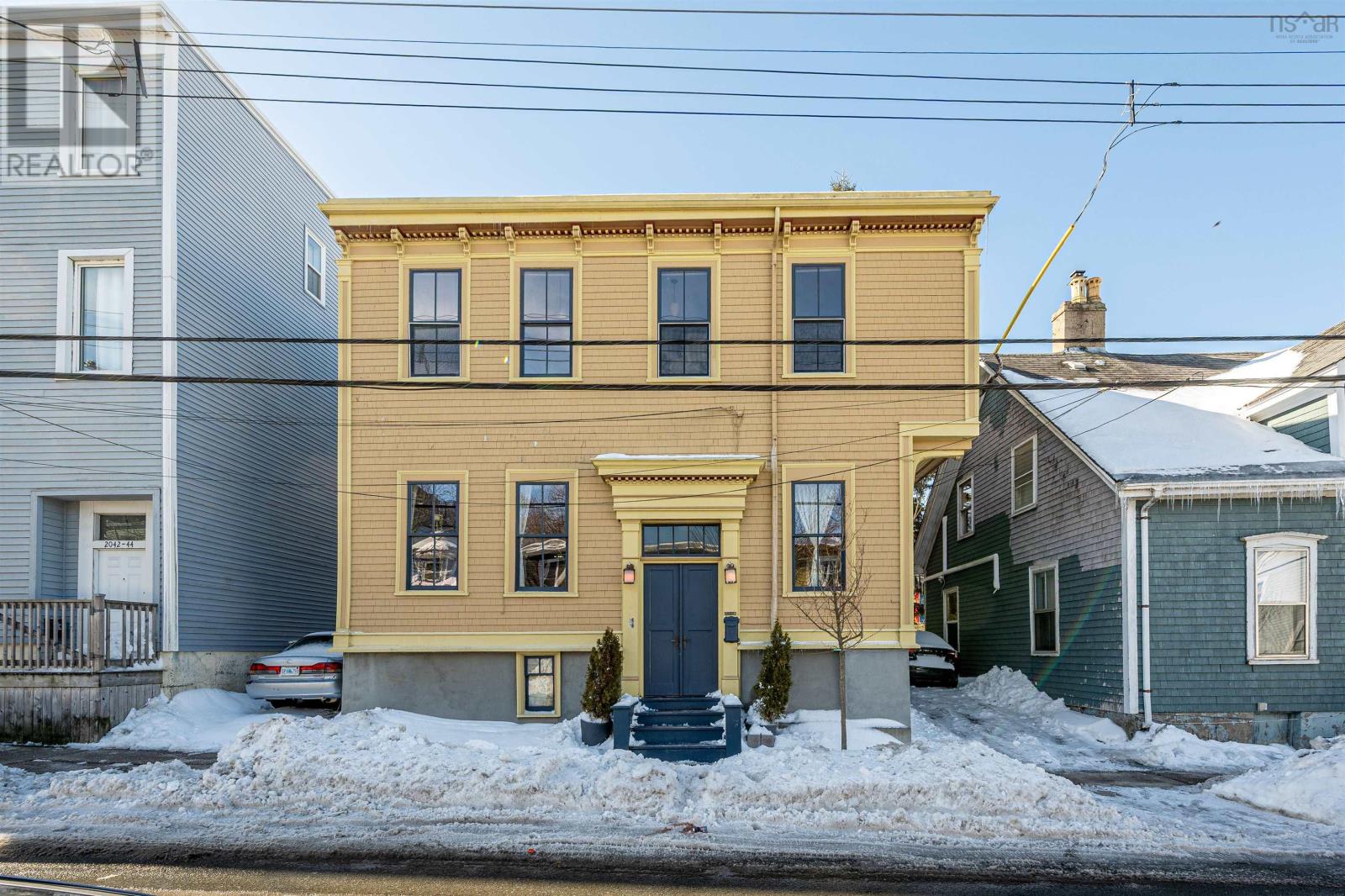 Property photo of 2048 Creighton Street