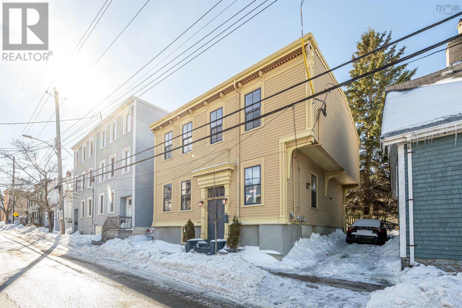 Property 2 of 45 of 2048 Creighton Street