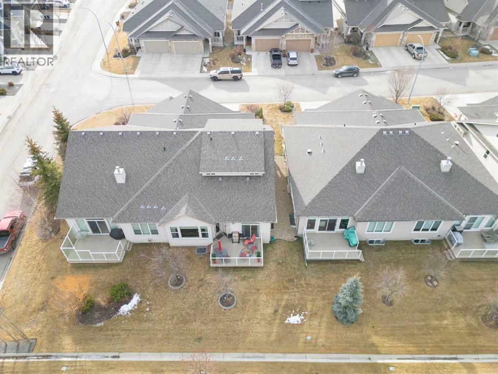 223 Sunset Square, Cochrane