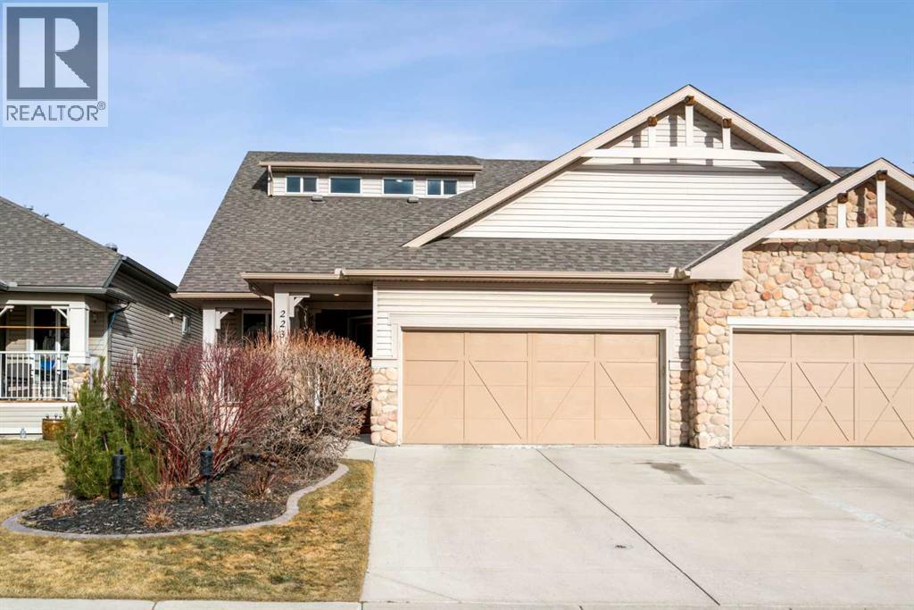 223 Sunset Square, Cochrane