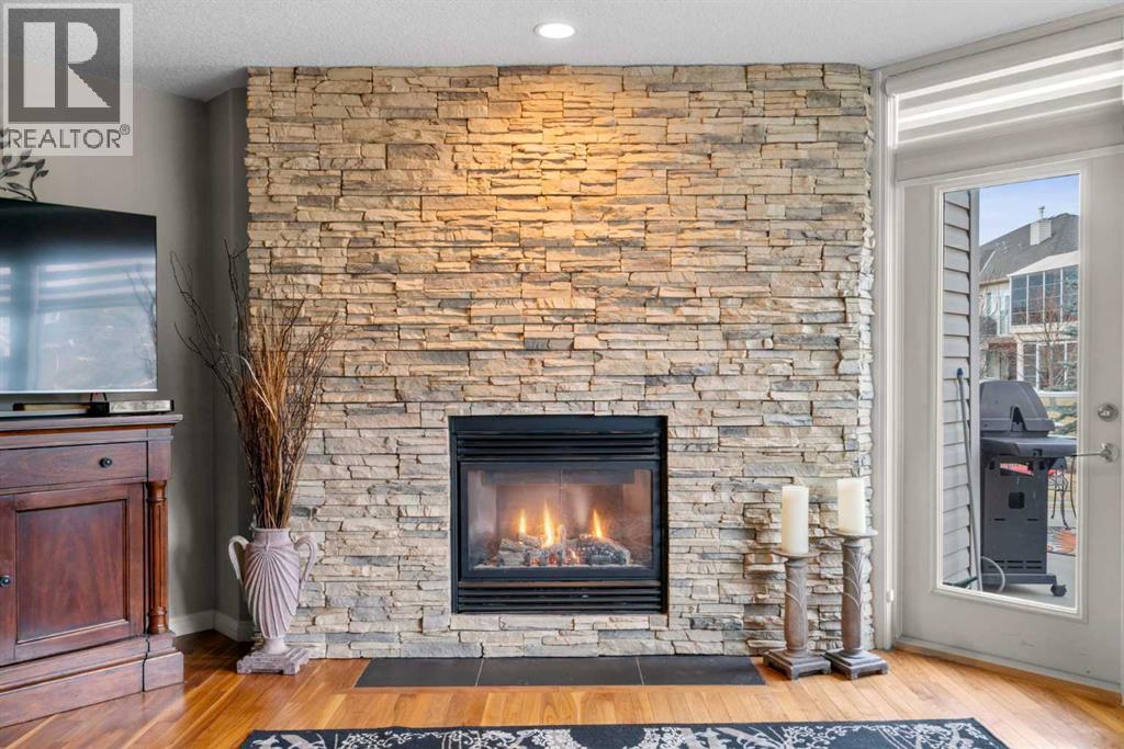 223 Sunset Square, Cochrane