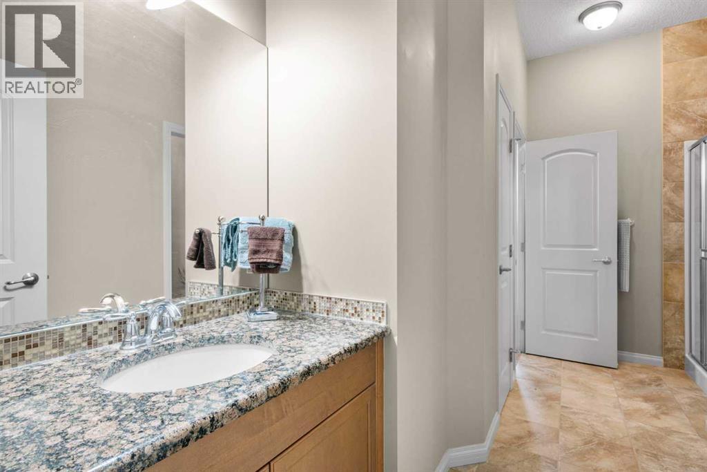 223 Sunset Square, Cochrane