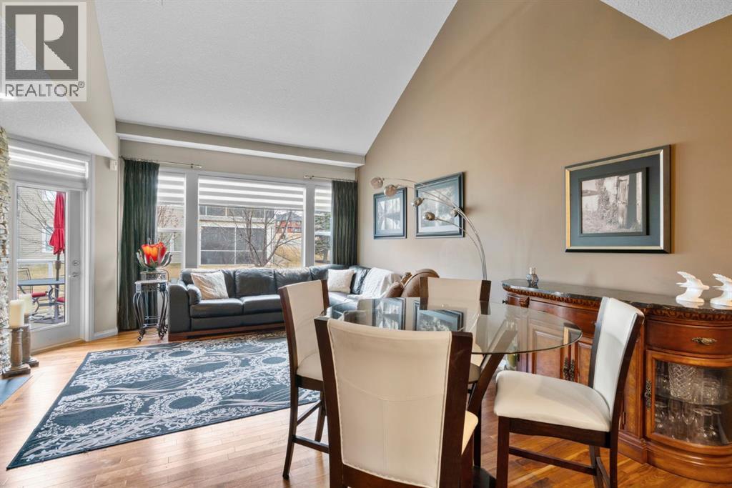 223 Sunset Square, Cochrane