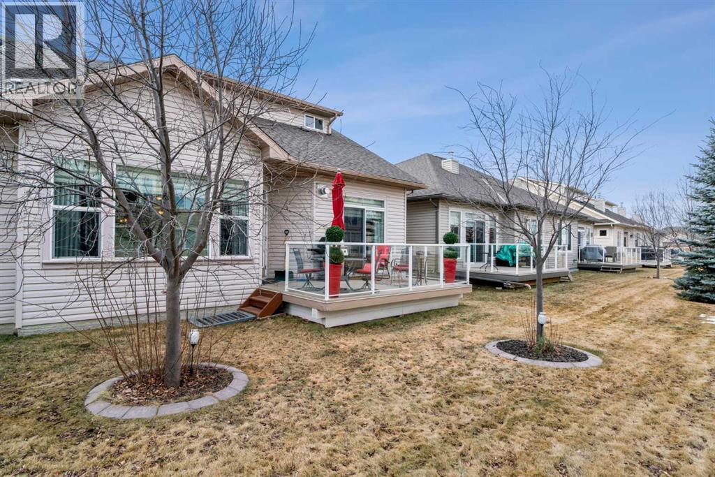 223 Sunset Square, Cochrane