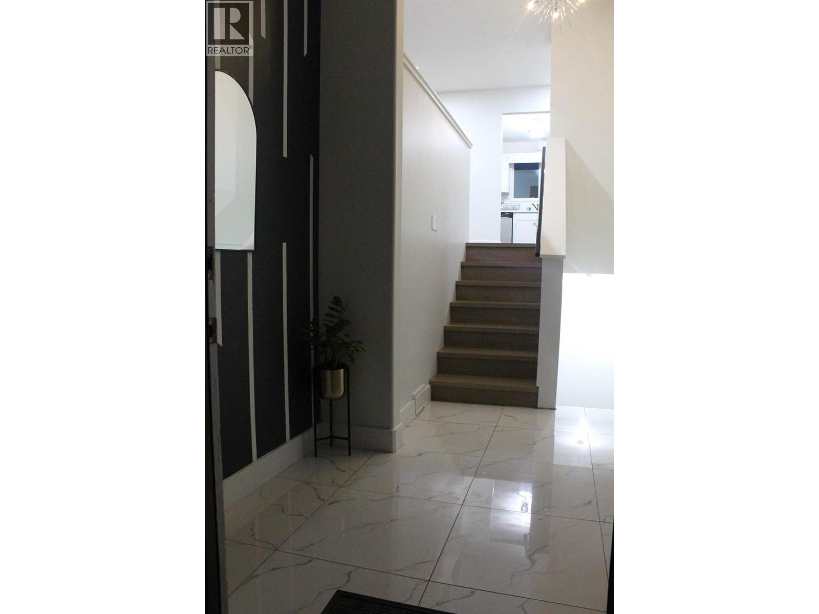  320 Felix Road, Kelowna