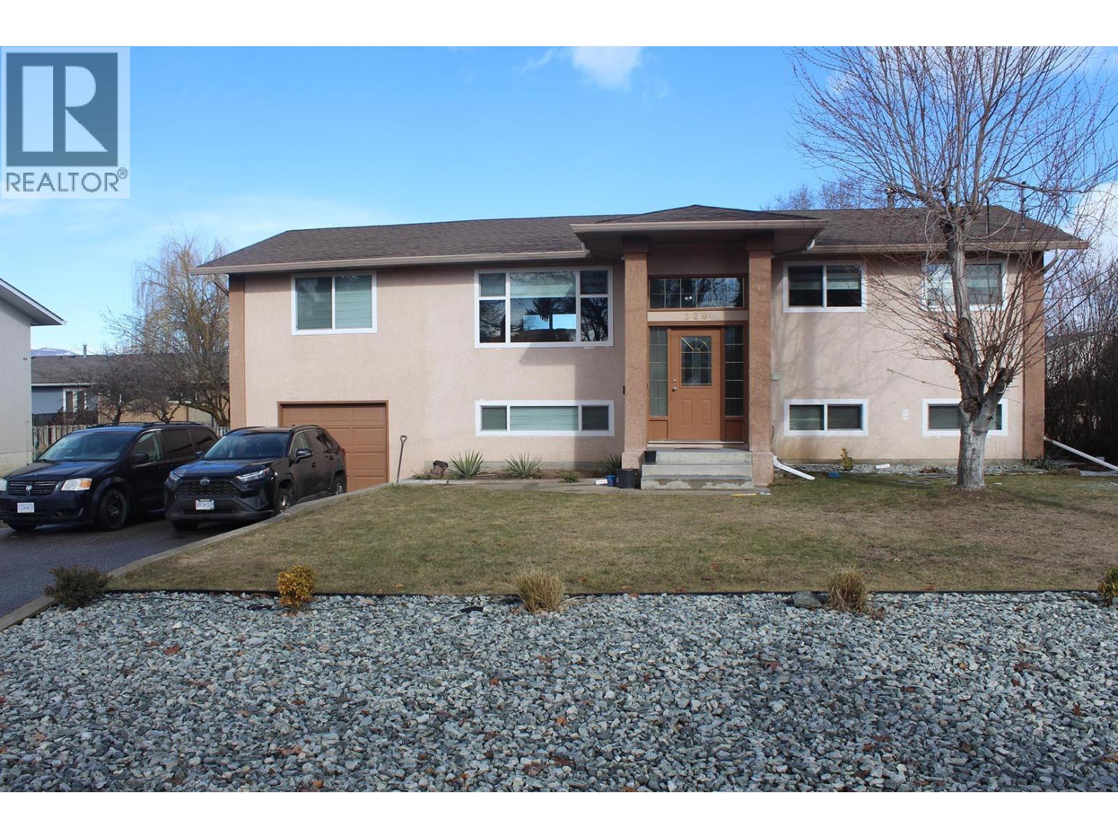  320 Felix Road, Kelowna
