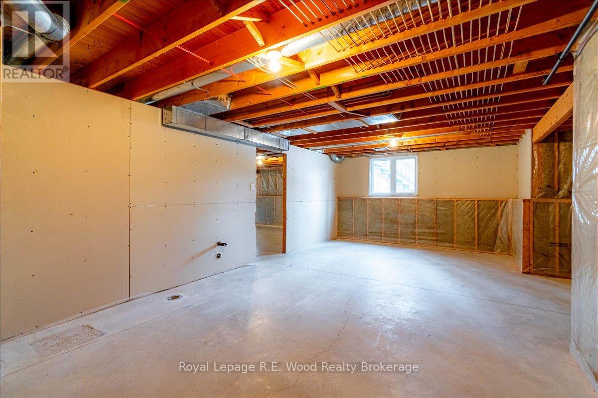 4-bedroom home for sale at 27 WOODSIDE DRIVE, Tillsonburg ON · photo 31 of 39