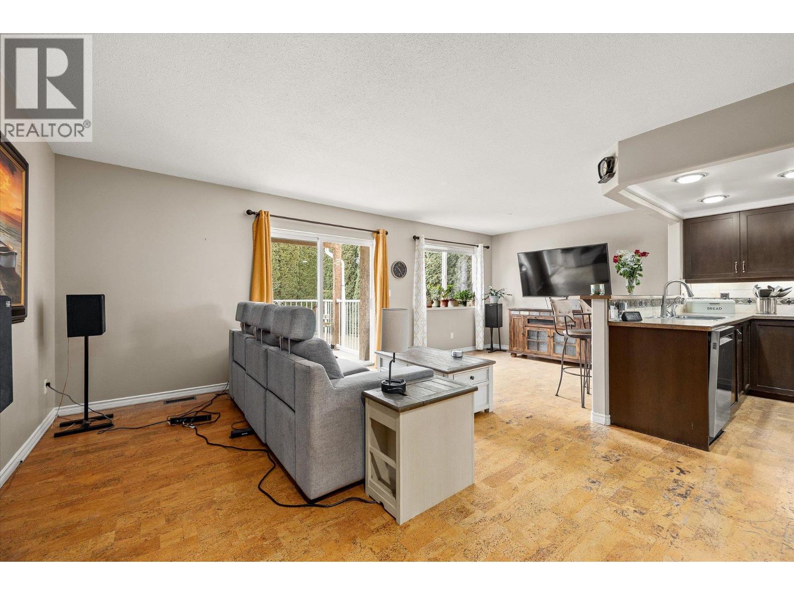  2014 Southview Avenue, Kelowna