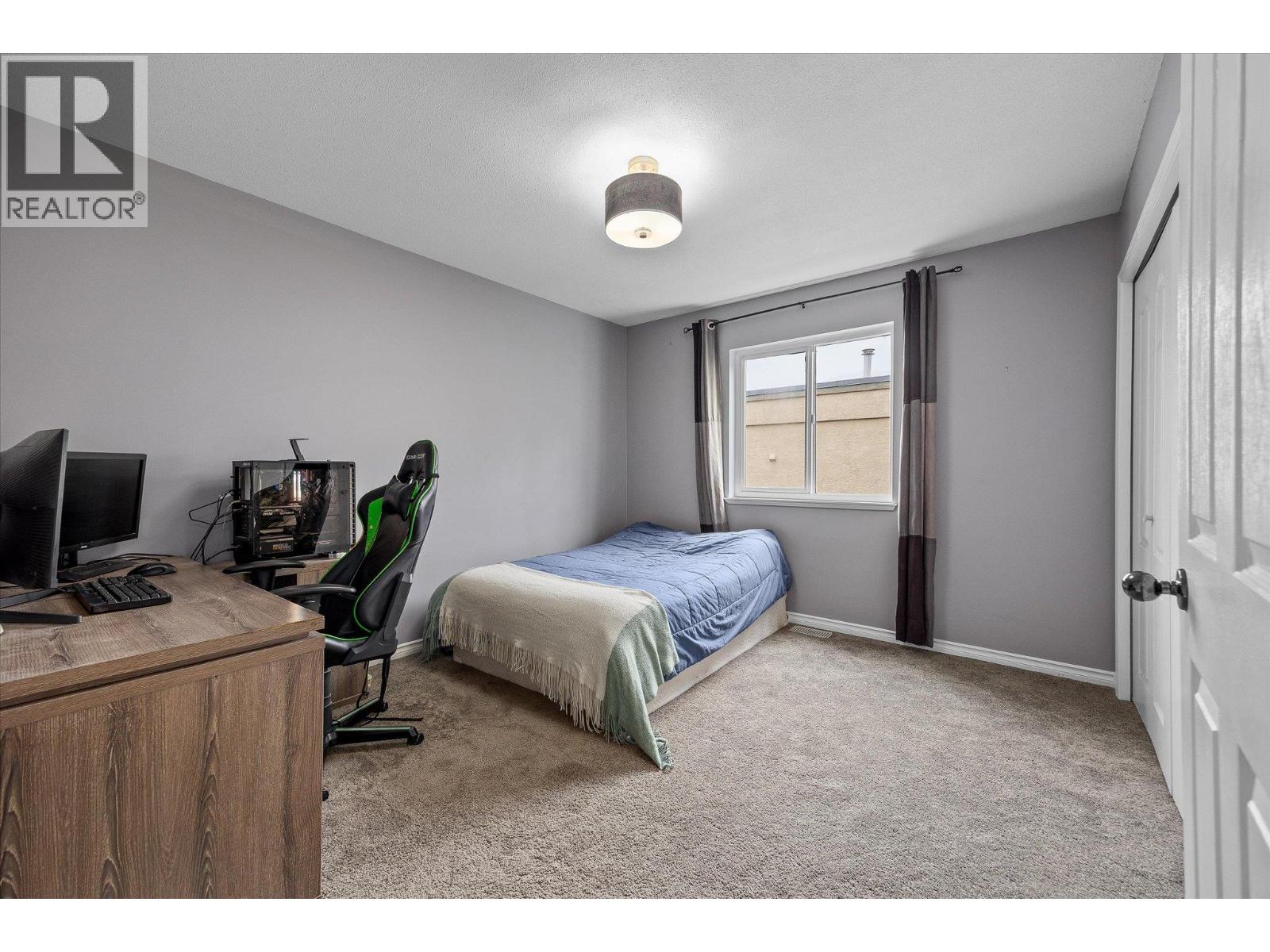  2014 Southview Avenue, Kelowna