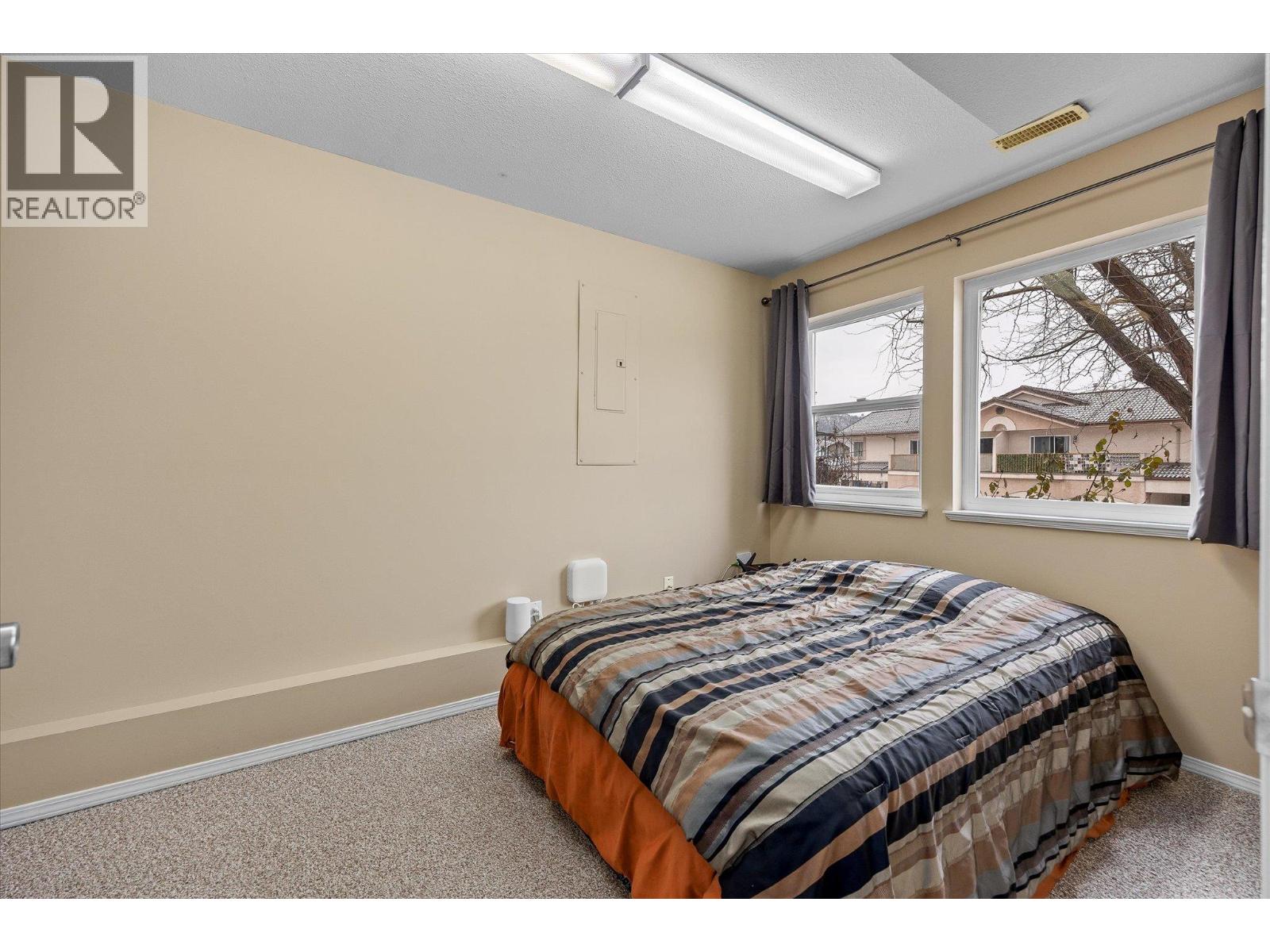  2014 Southview Avenue, Kelowna