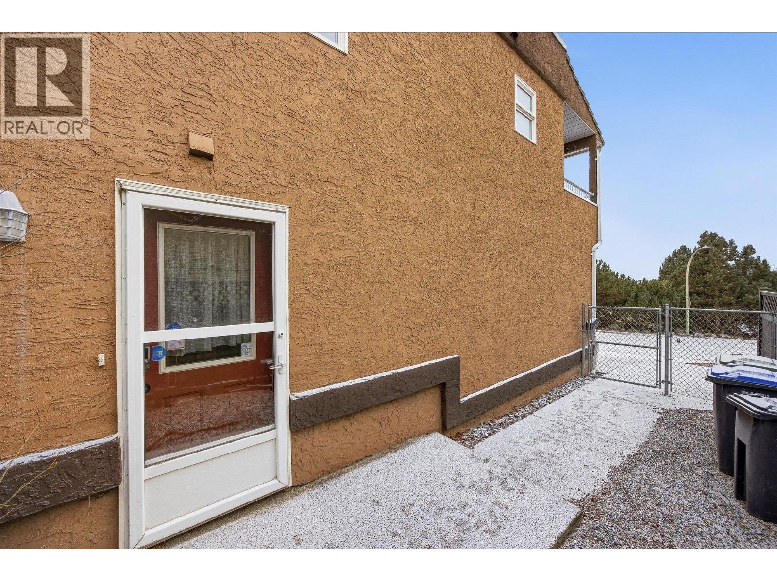  2014 Southview Avenue, Kelowna