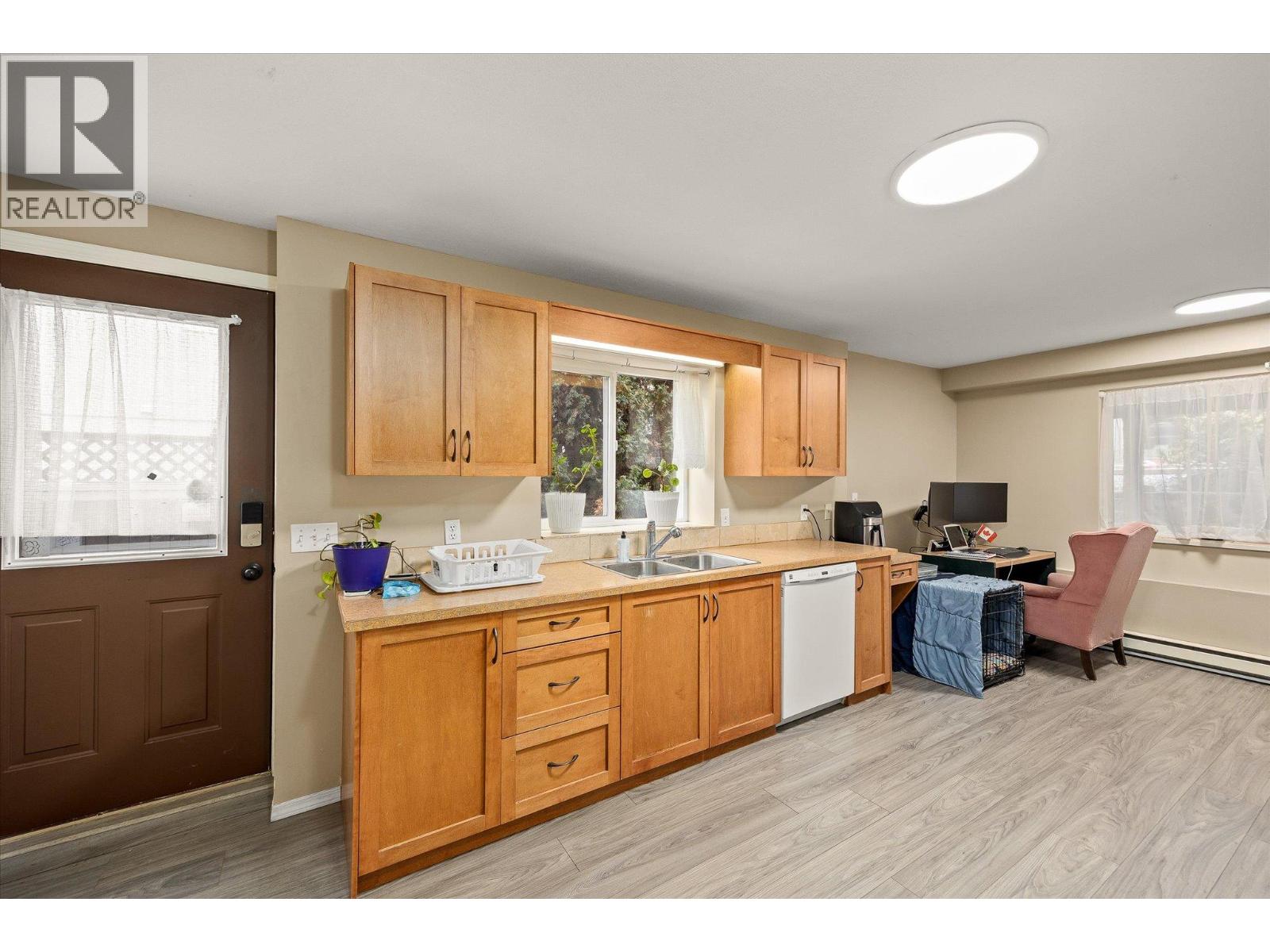  2014 Southview Avenue, Kelowna