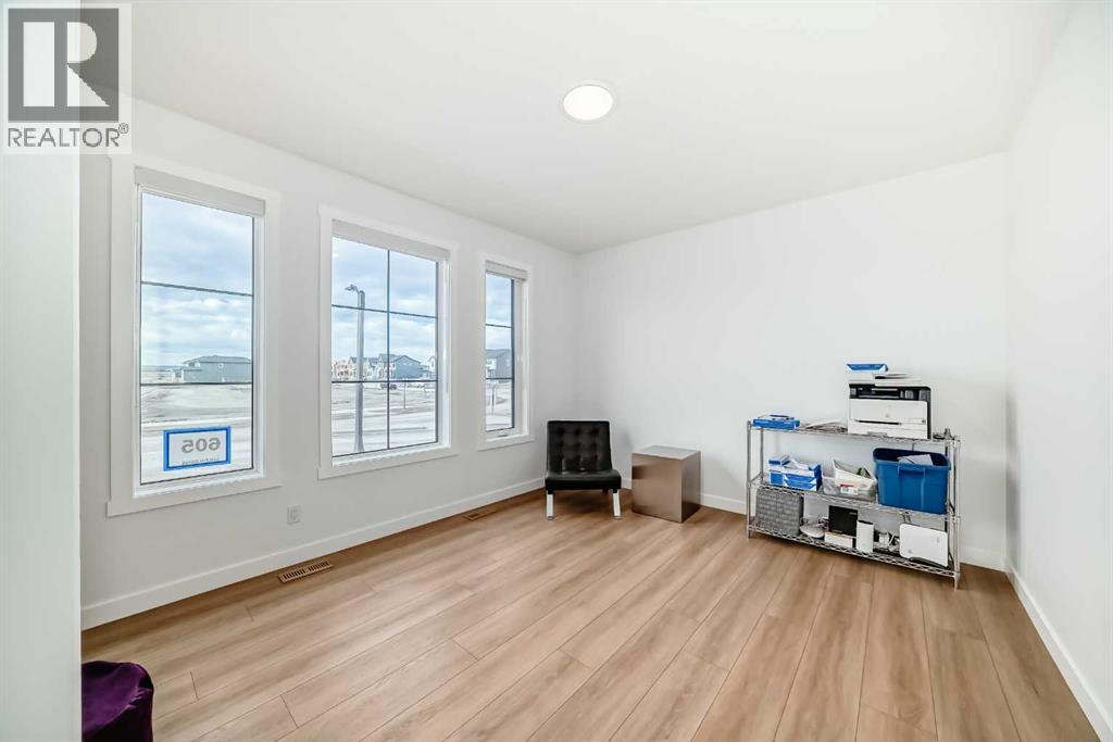 605 Sailfin Drive - Photo 5 of 48, Rural Rocky View County, Alberta