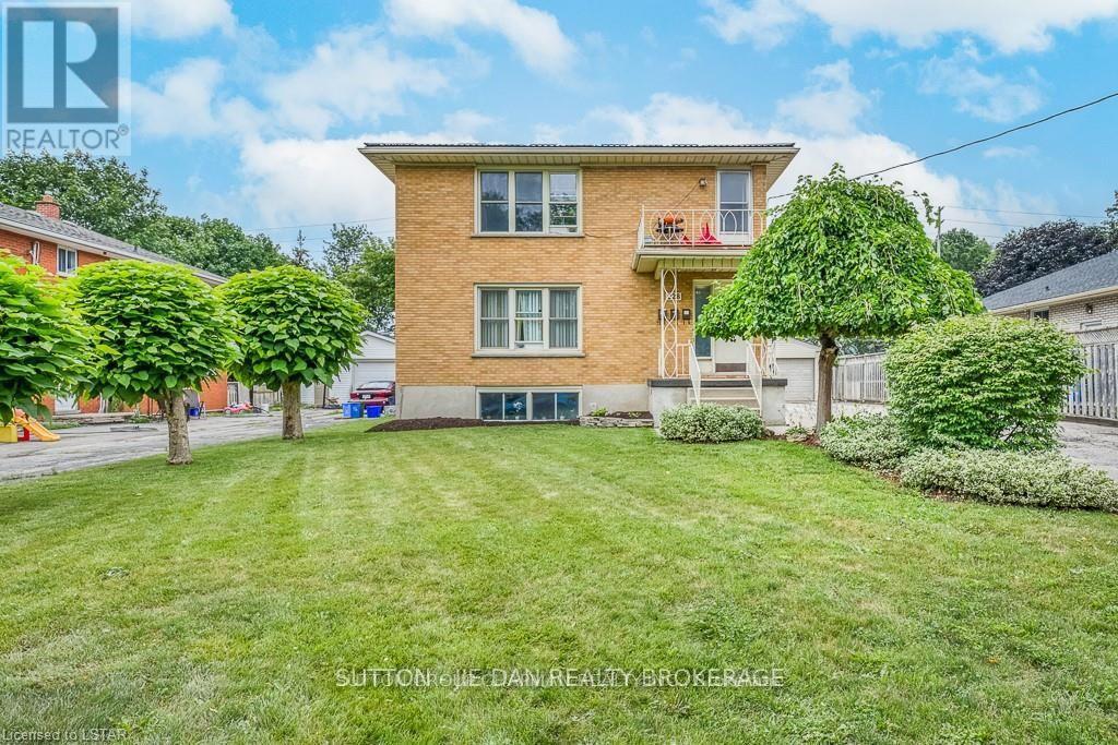 228 BURNSIDE DRIVE - 1
