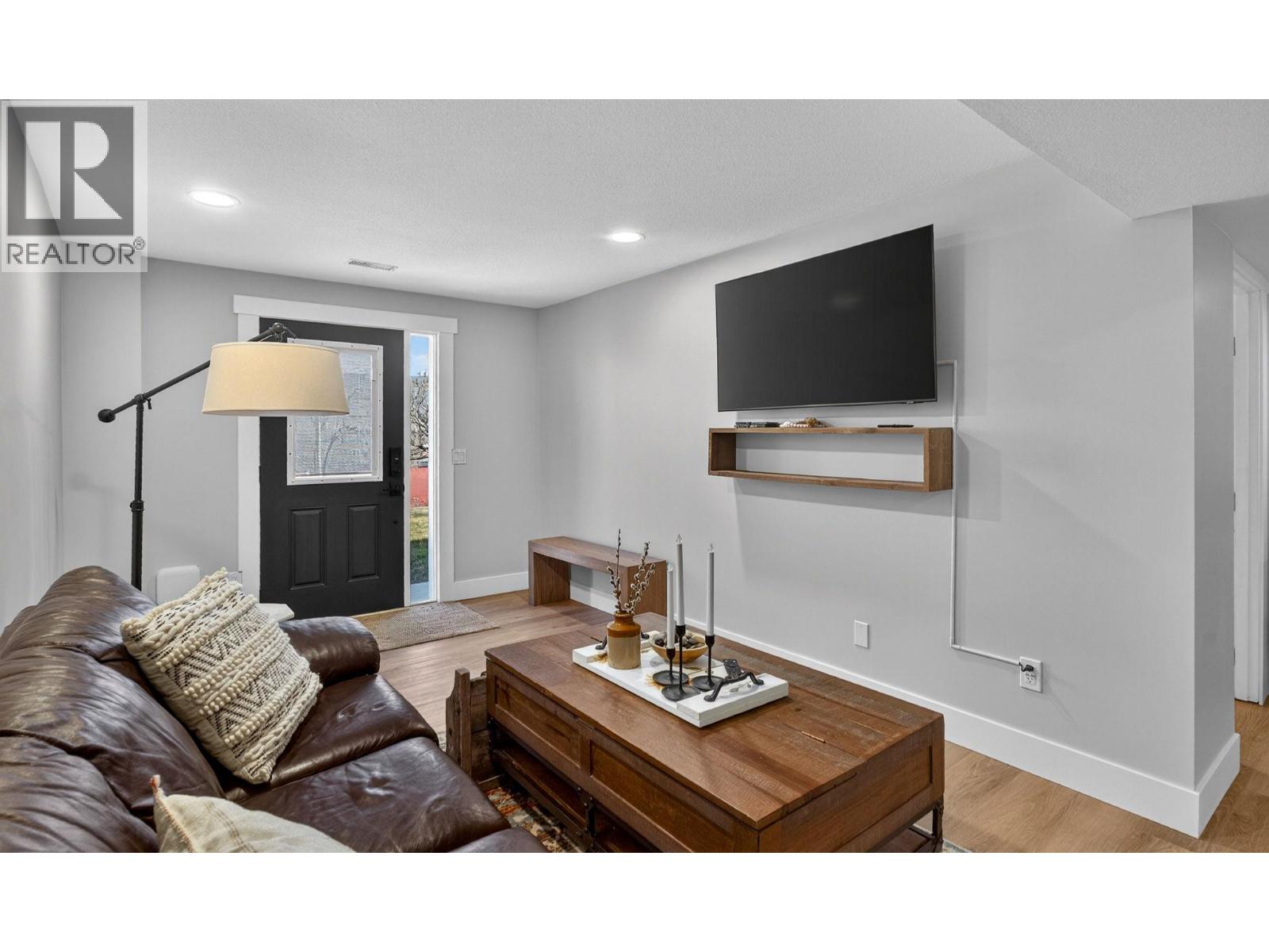  9710 Okanagan Centre Road East, Lake Country