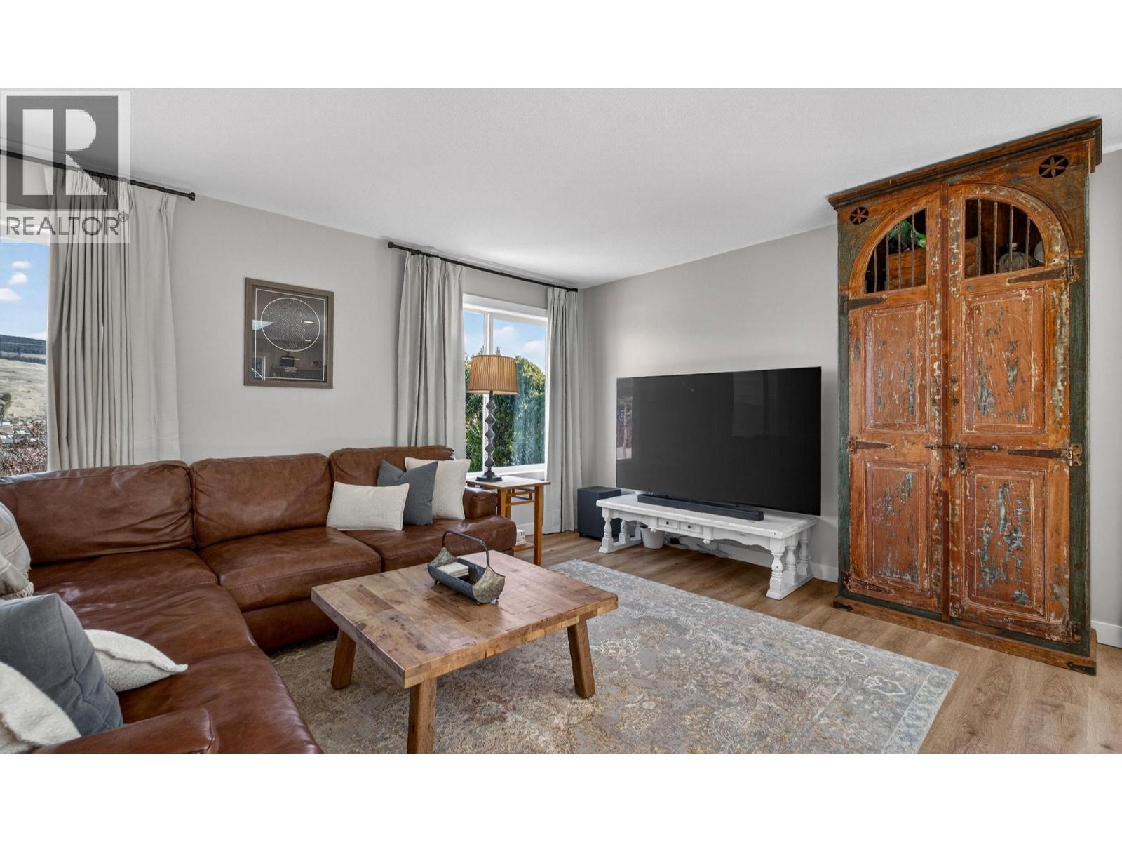  9710 Okanagan Centre Road East, Lake Country