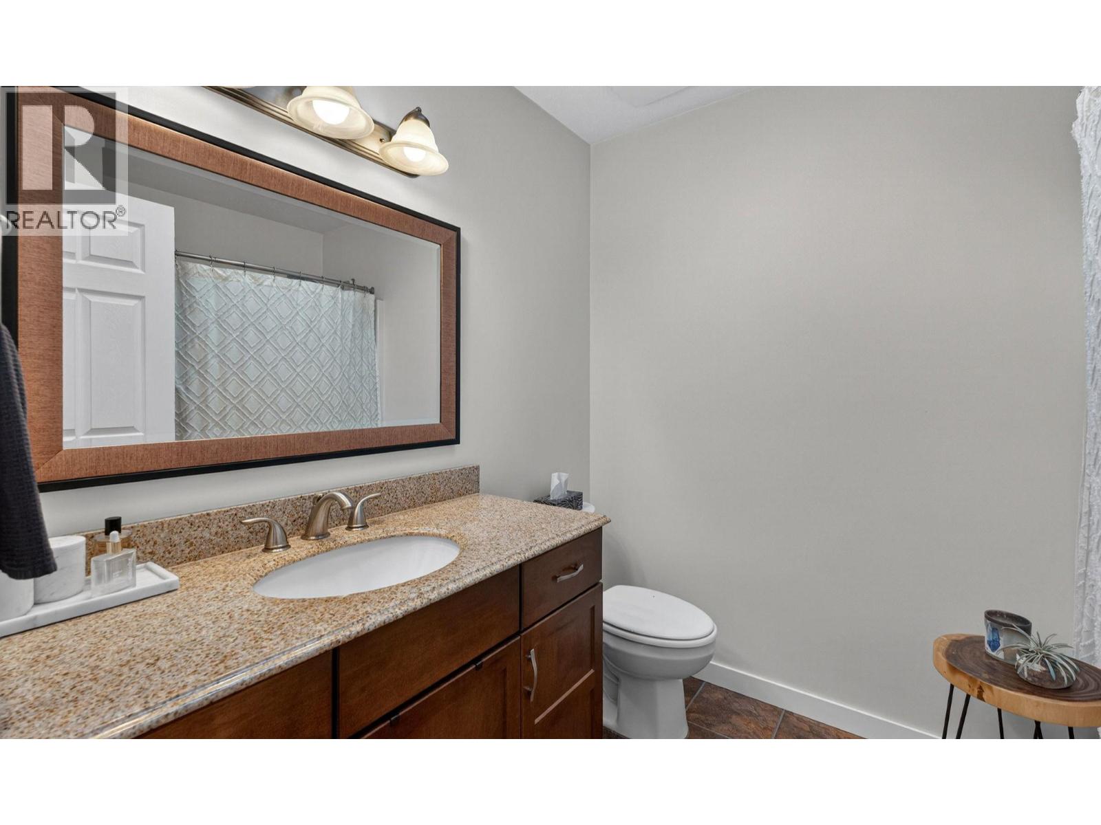  9710 Okanagan Centre Road East, Lake Country