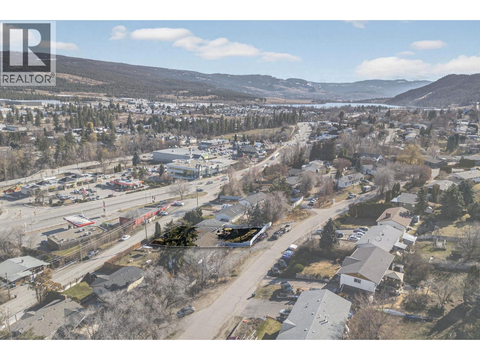  9710 Okanagan Centre Road East, Lake Country