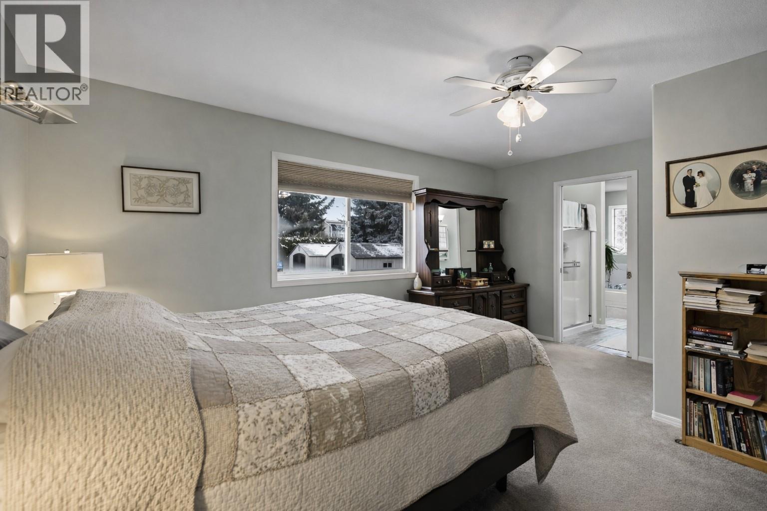 381 Robin Drive, Barriere