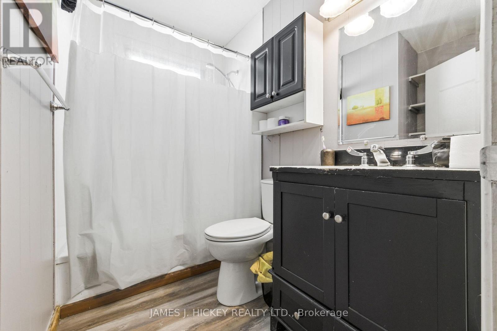 115 LORNE PLACE - 18