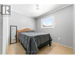 115 Lorne Place, Laurentian Hills, ON K0J1P0 Photo 14