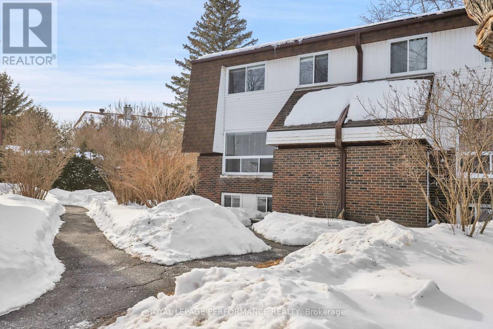 8D LOVELL LANE - 1