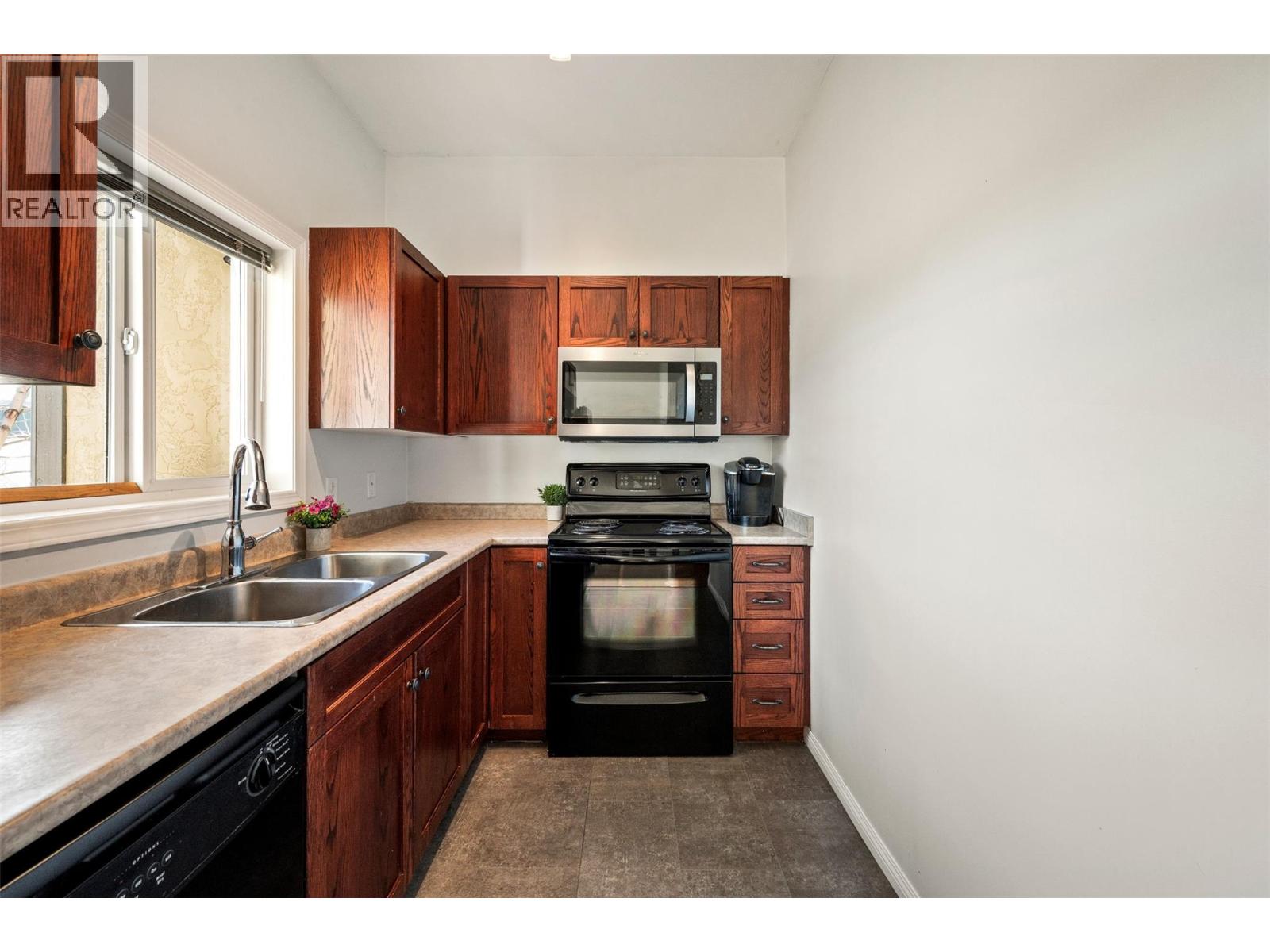 48 Galt Avenue Unit# 132, Penticton