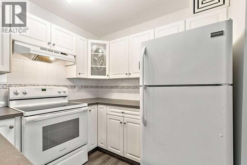 Single Family House for Sale in   Chaparral Ridge Drive SE Chaparral Calgary 