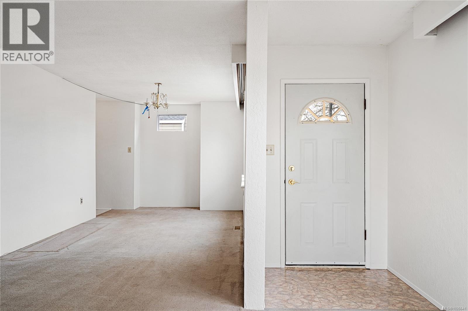  1085 Primrose Road, Saanich