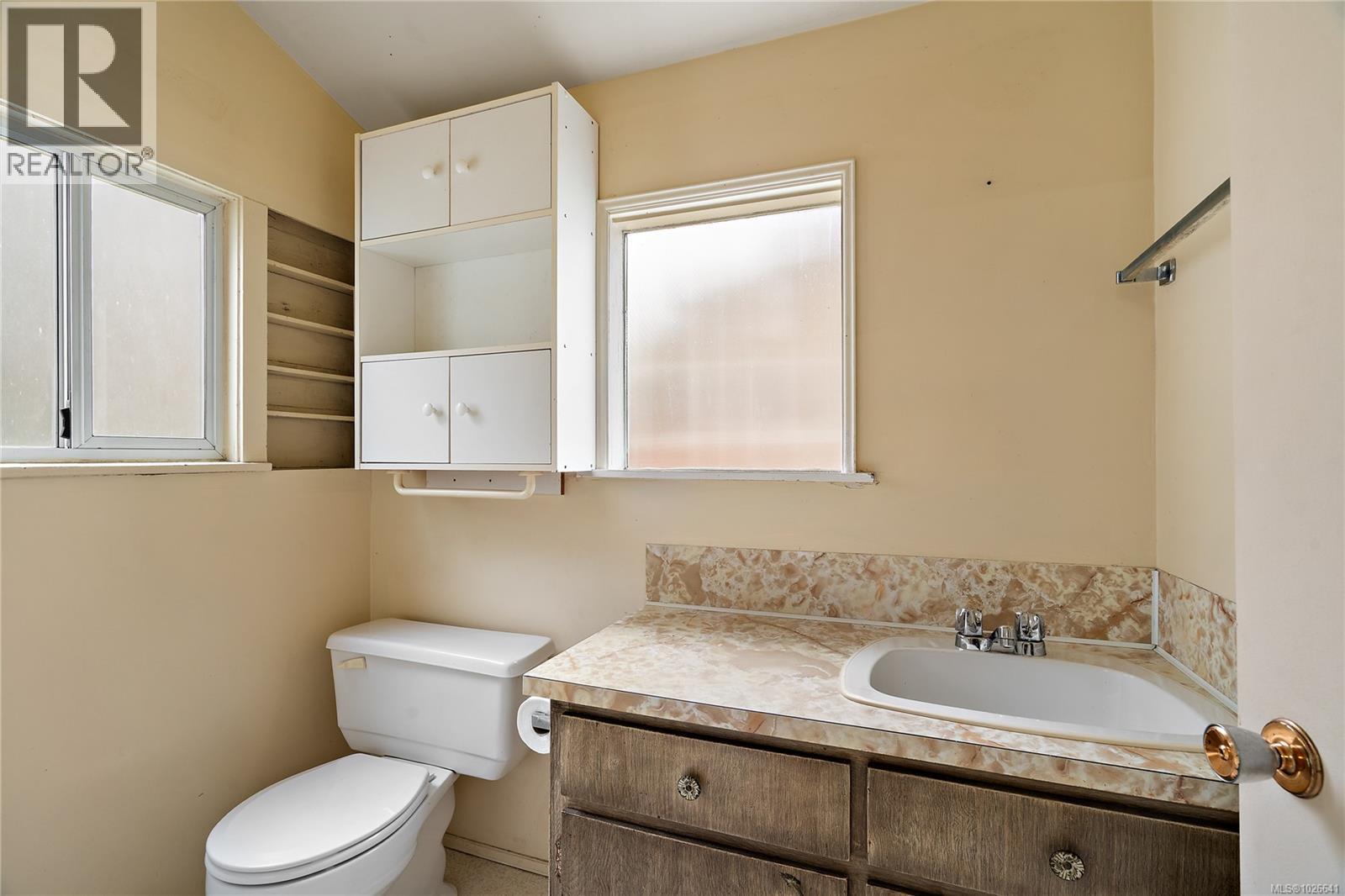  1085 Primrose Road, Saanich