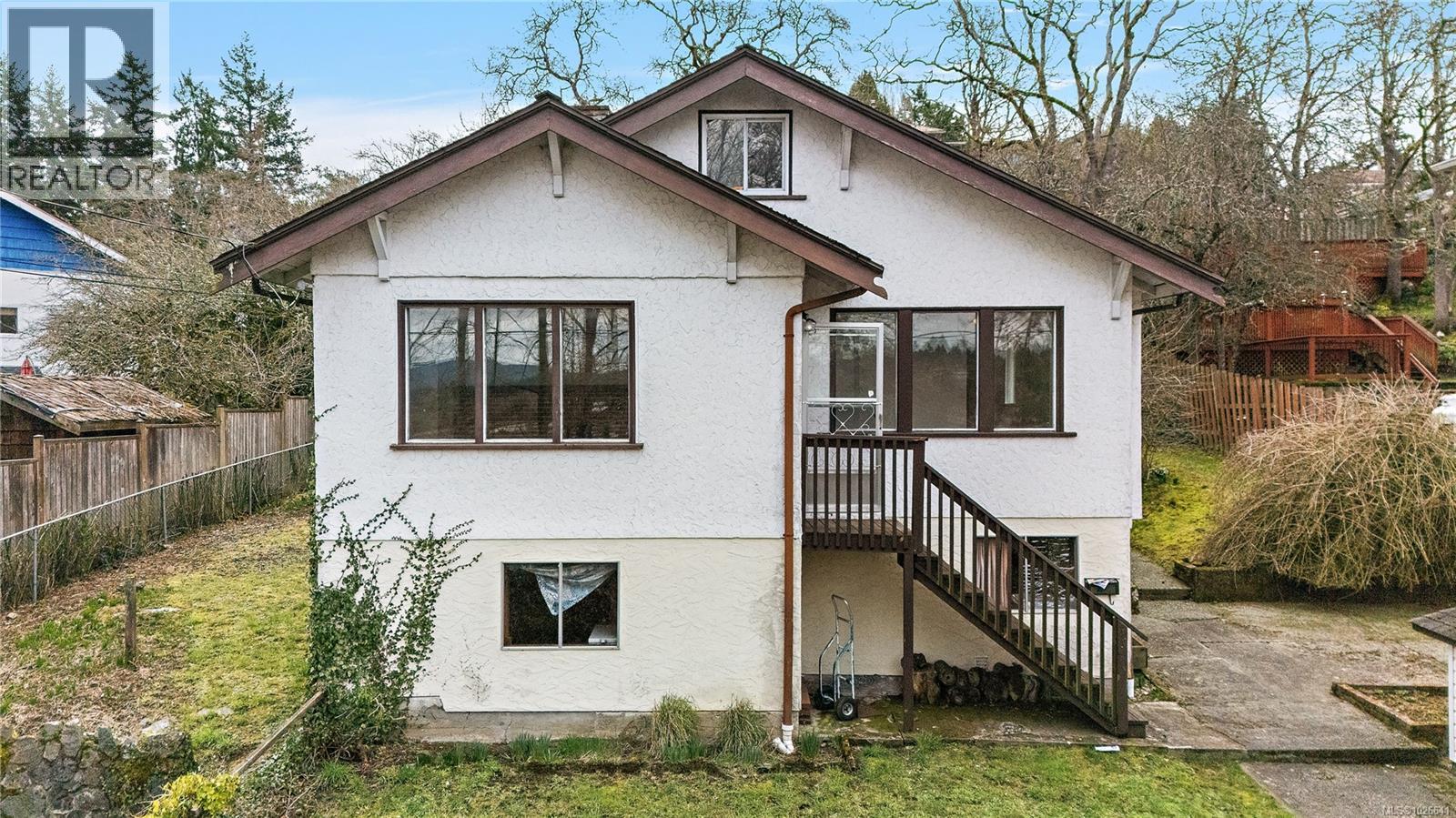  1085 Primrose Road, Saanich