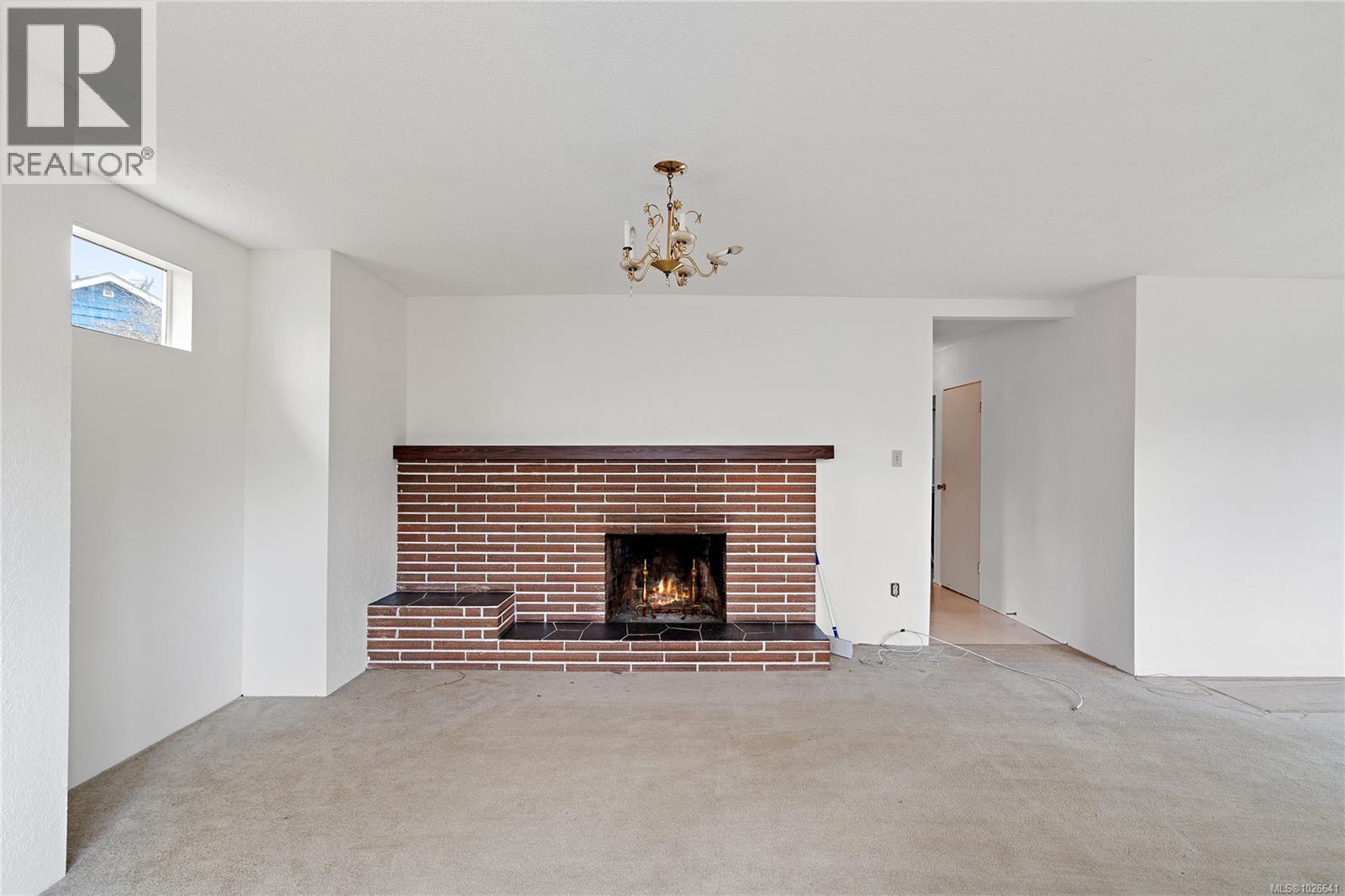  1085 Primrose Road, Saanich