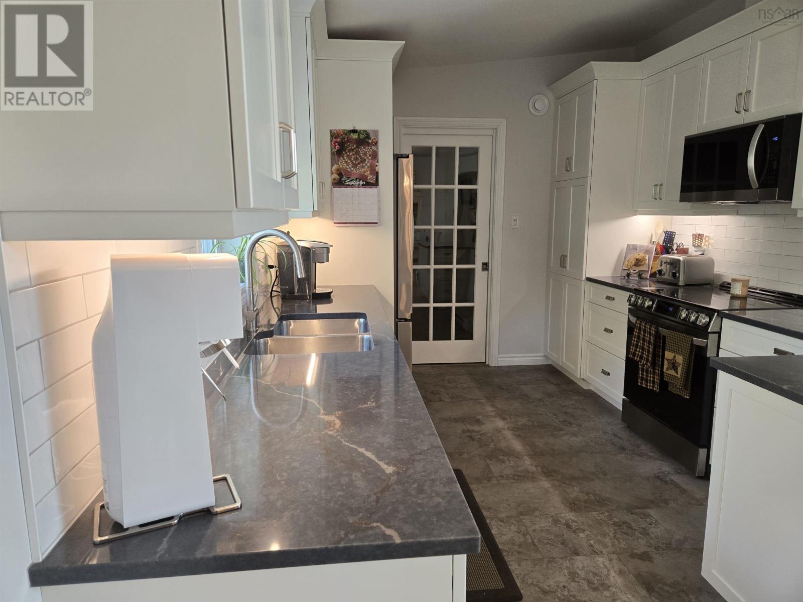 Property 19 of 30 of 26 Aspen Court