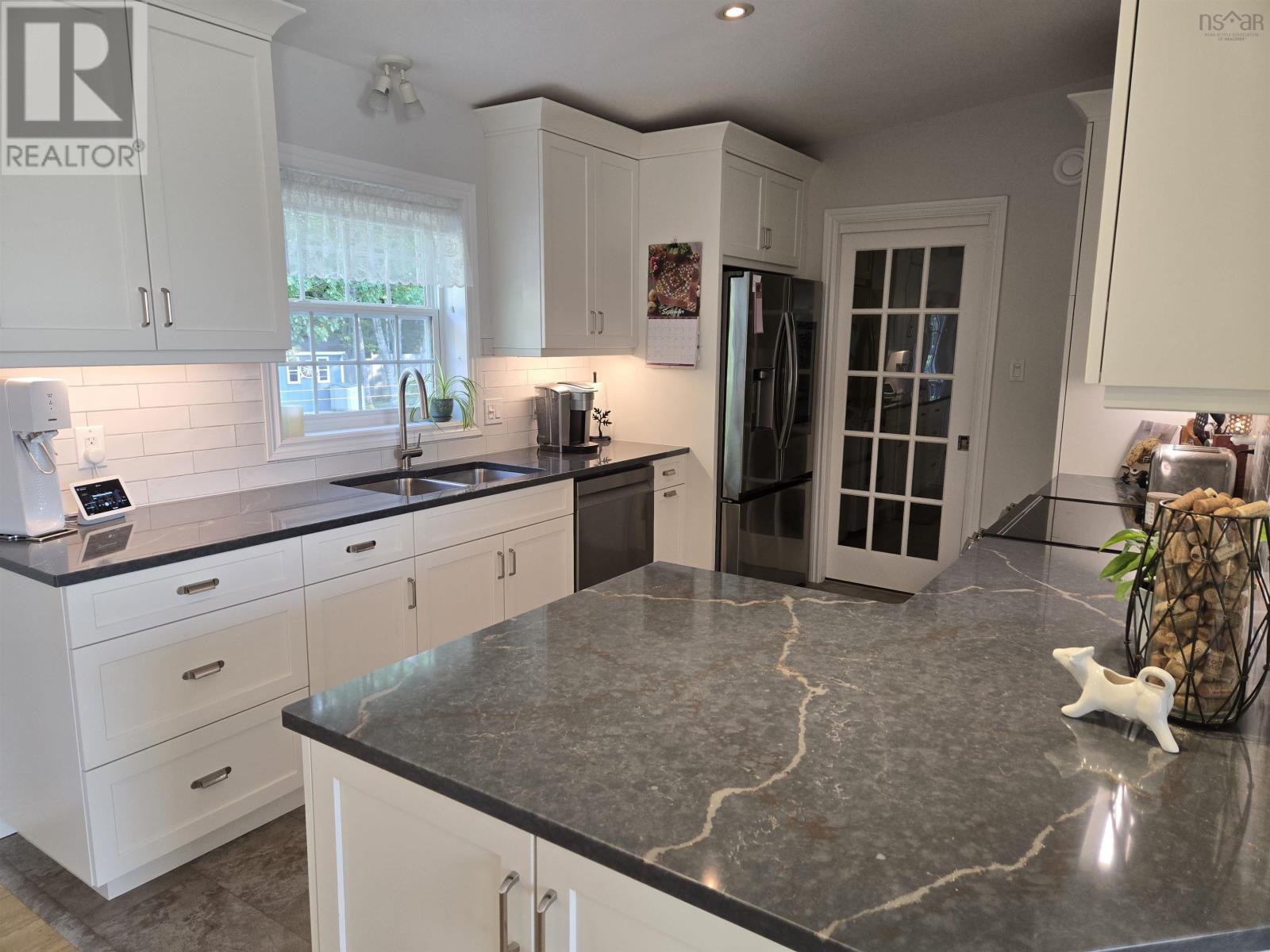 Property 20 of 30 of 26 Aspen Court