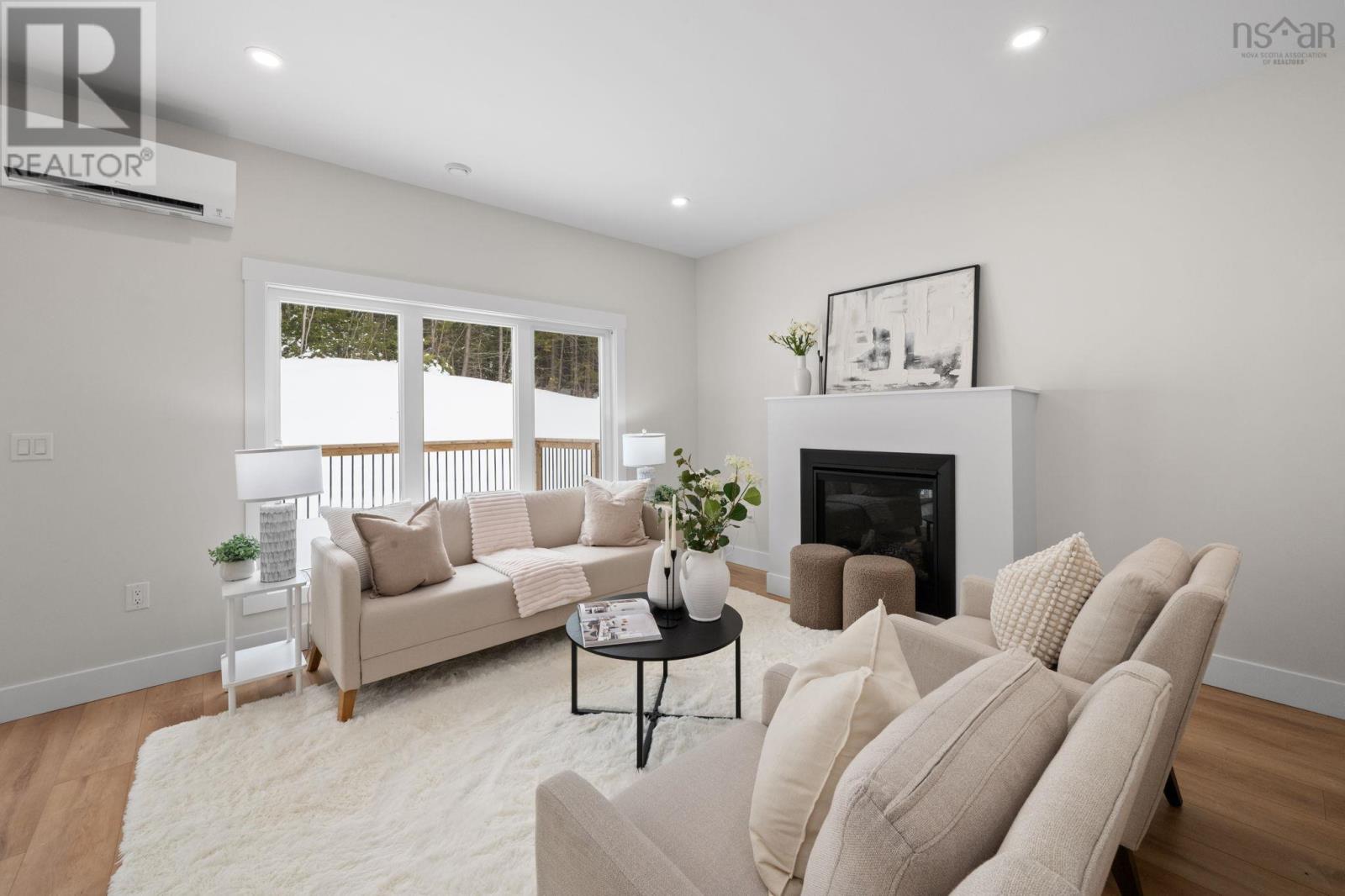 Property 22 of 49 of 70 Pearlgarden Close