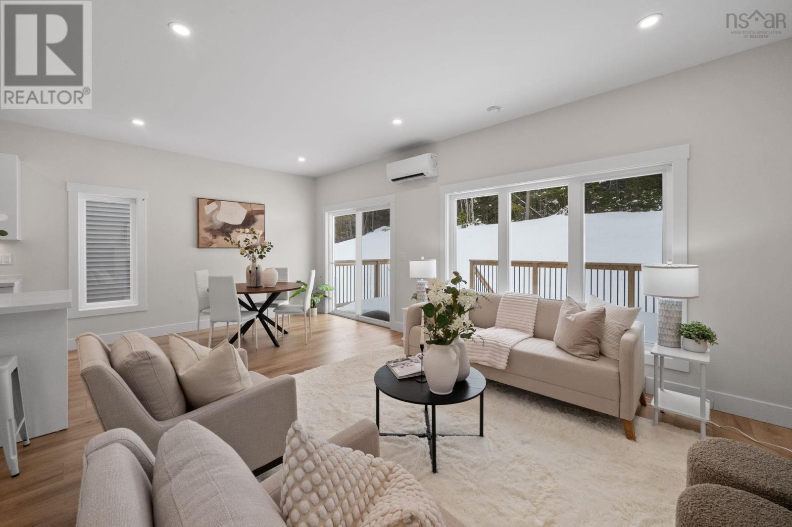 Property 23 of 49 of 70 Pearlgarden Close