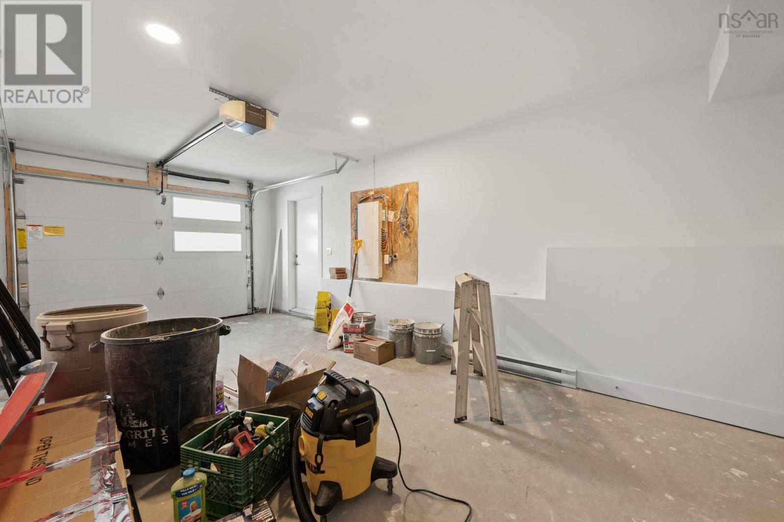 Property 44 of 49 of 70 Pearlgarden Close